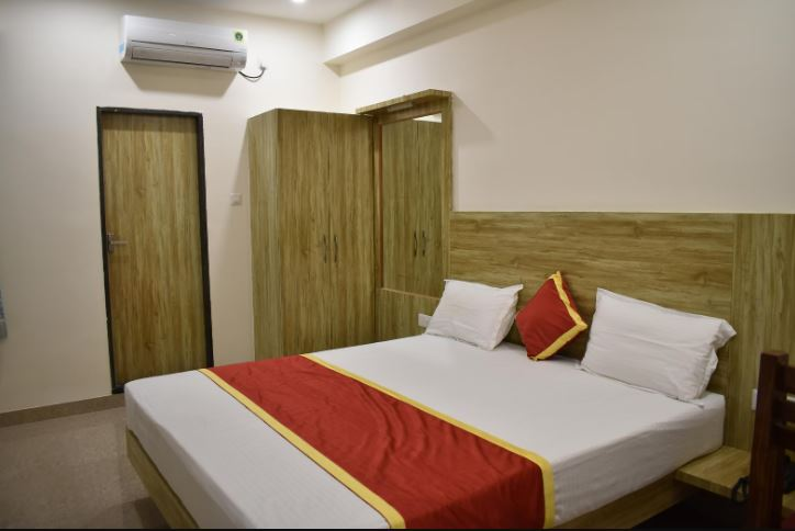 Hotel Harmony Rooms And Banquet,Kankarbagh,3 star