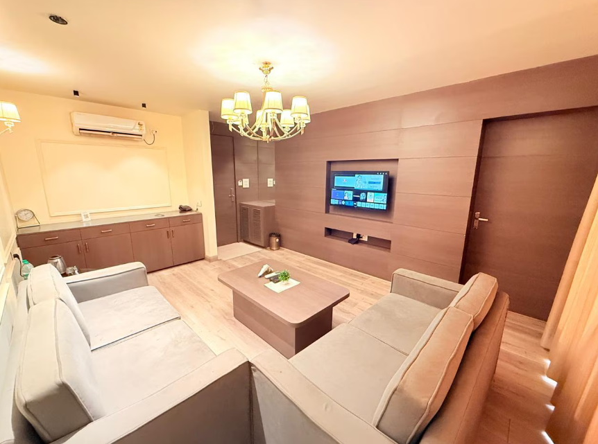 Central Park Bhopal,Peer Gate Area, Bhopal,3 star