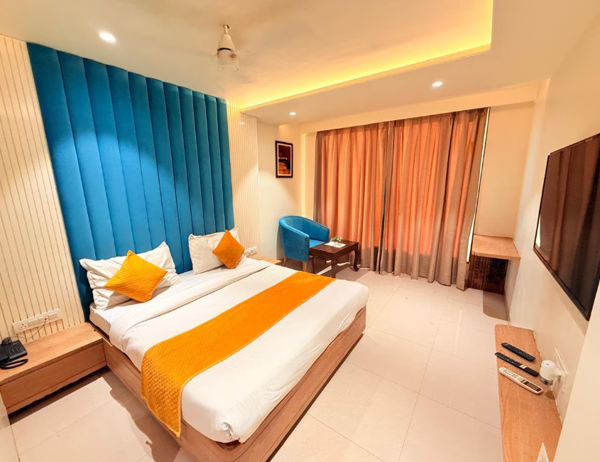 Central Park Bhopal,Peer Gate Area, Bhopal,3 star