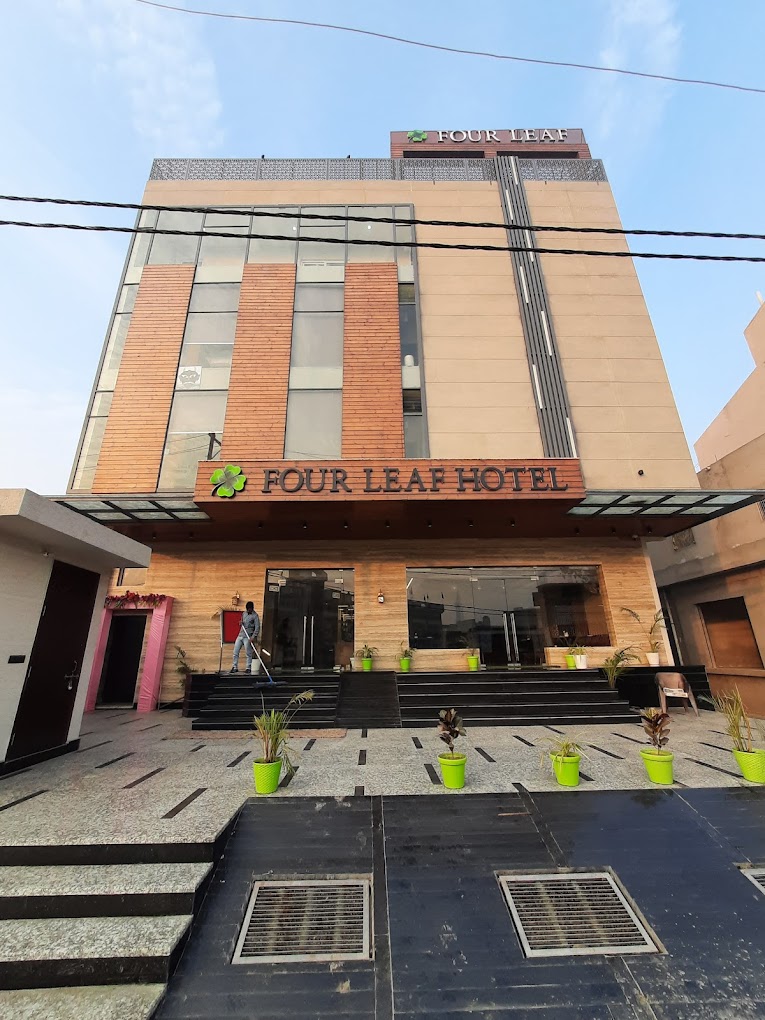 Four Leaf Hotels Kasganj