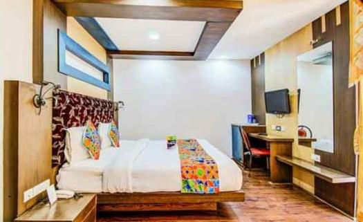 hotel kurunji meridian