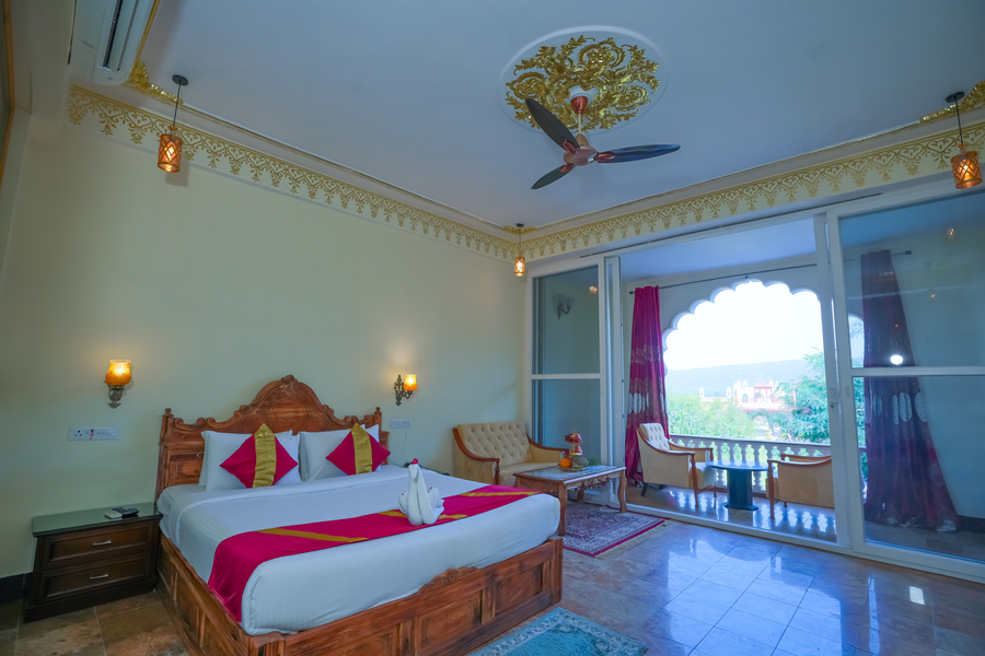 lohagarh fort resort