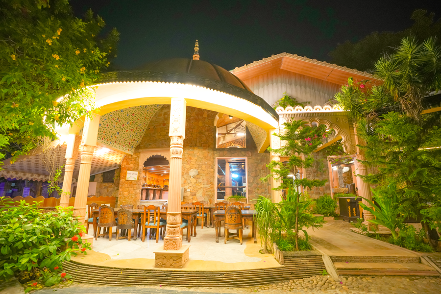 lohagarh fort resort
