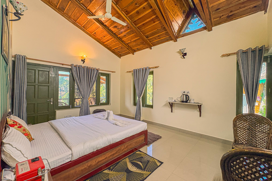 The Himalayan Living Whistling Pines,Gajar,3 star