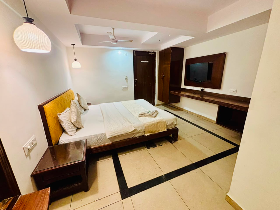 Hotel Seven Inn,Old Wadaj,3 star