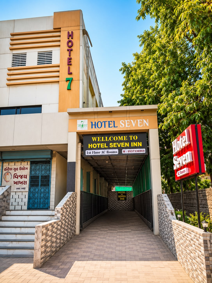 Hotel Seven Inn,Old Wadaj,3 star