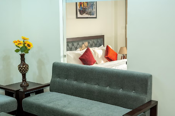 The Lodgers Serviced Apartment,Golf Course Road,3 star