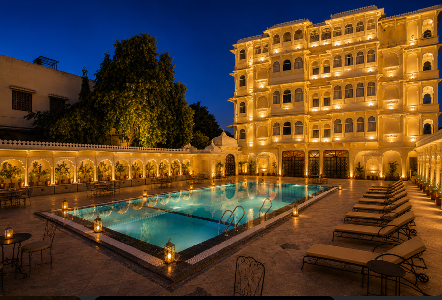 The Amar Mahal,Sukhadia Circle,4 star