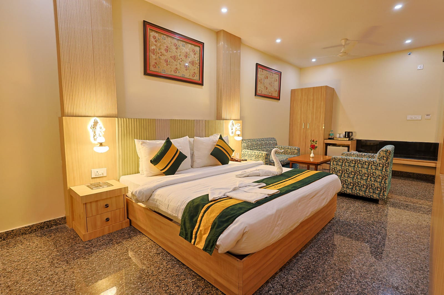 hotel silk city