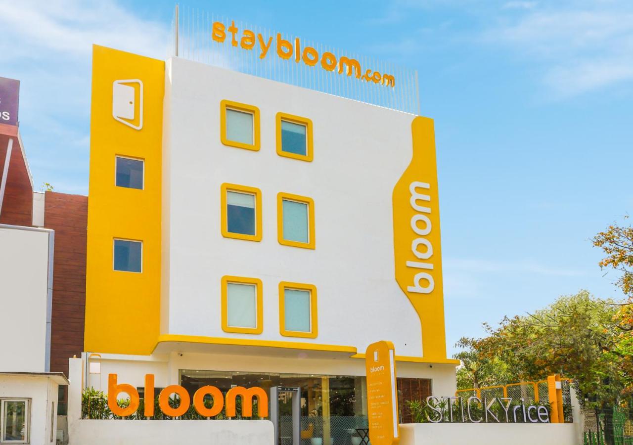 Bloom Hotel - Golf Course Road, Sector 43