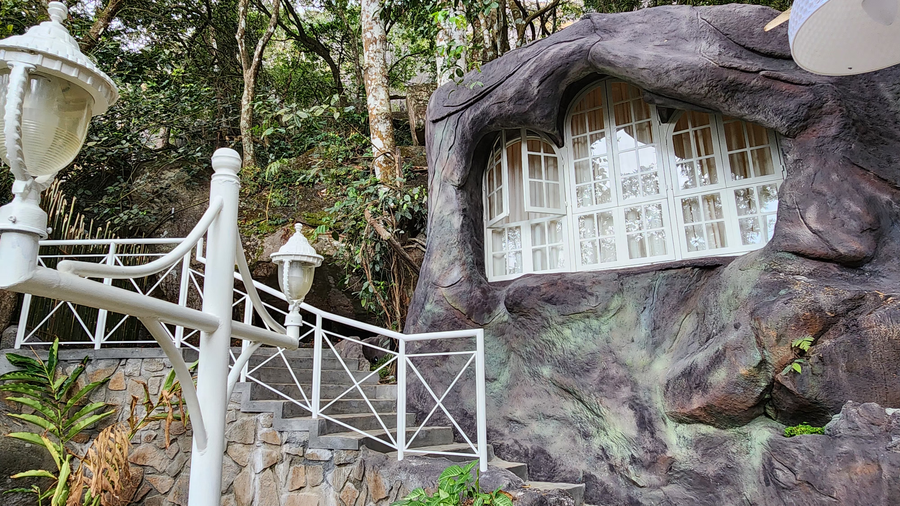 mount xanadu resort