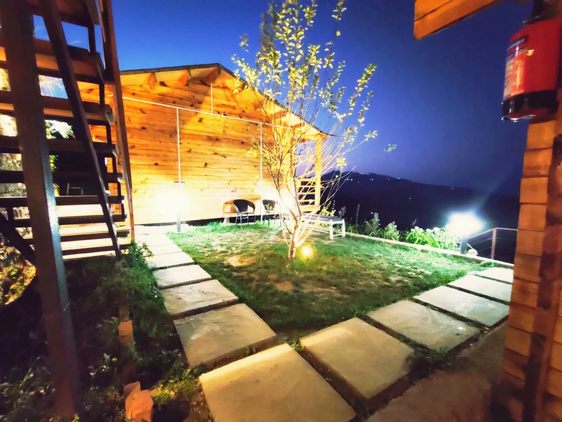 Treehouse Resort, Mukteshwar,Gram Saliyakot, Kalapatal, Mukteshwar, Uttarakhand 263132,3 star