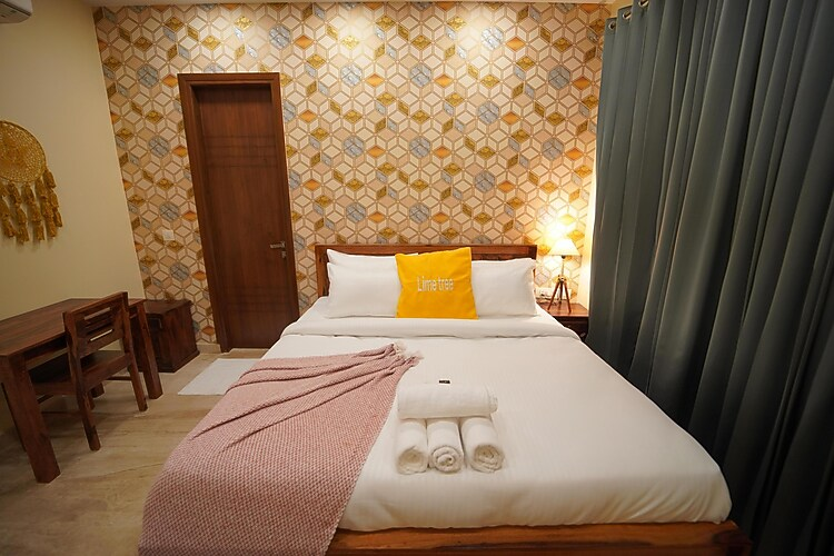 lime tree palatial entire 2bhk apartments golfcourse