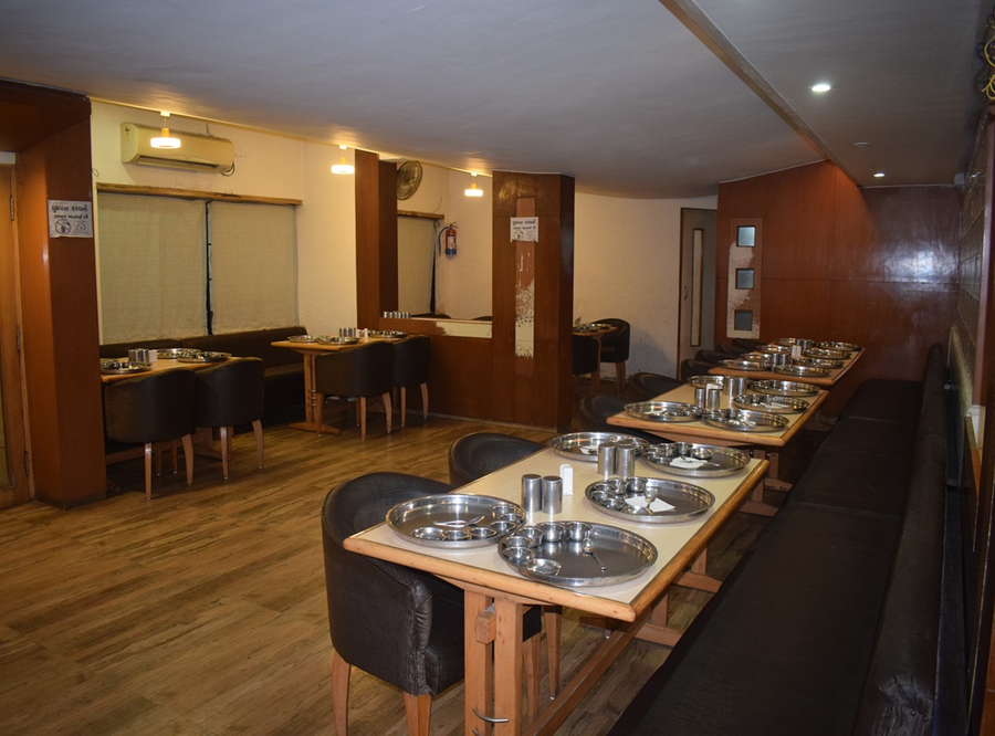 hotel ambaji international