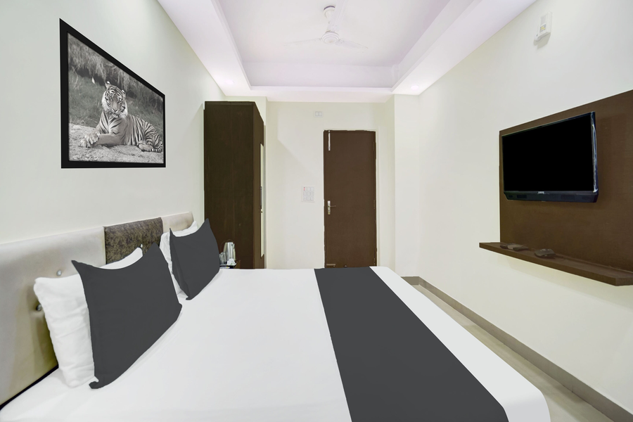 super collection o rajeev nagar near atal path formerly vinayaka