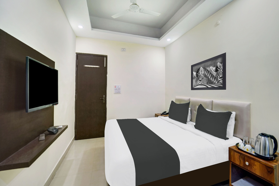 super collection o rajeev nagar near atal path formerly vinayaka