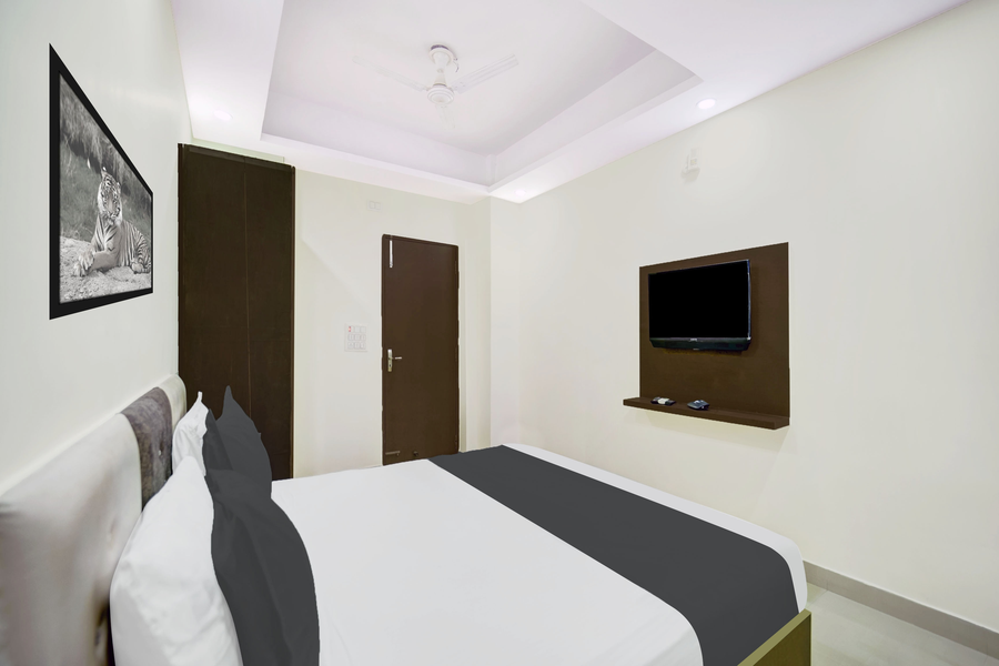 super collection o rajeev nagar near atal path formerly vinayaka