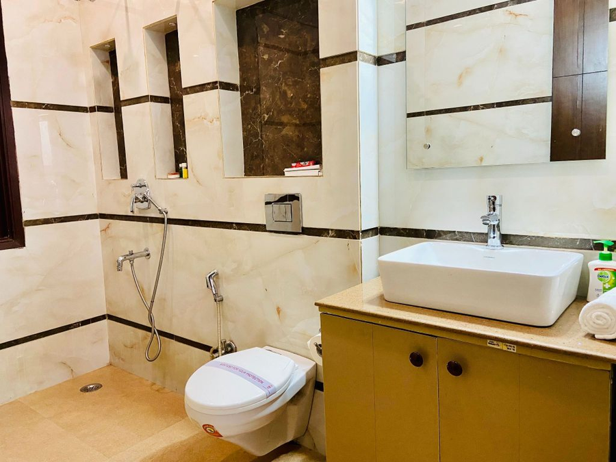 Olive Service Apartment Dlf Cyber City,Sector 25 , Gurugram ,3 star