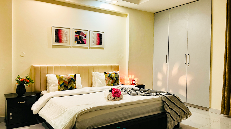 Olive Service Apartment Dlf Cyber City,Sector 25 , Gurugram ,3 star