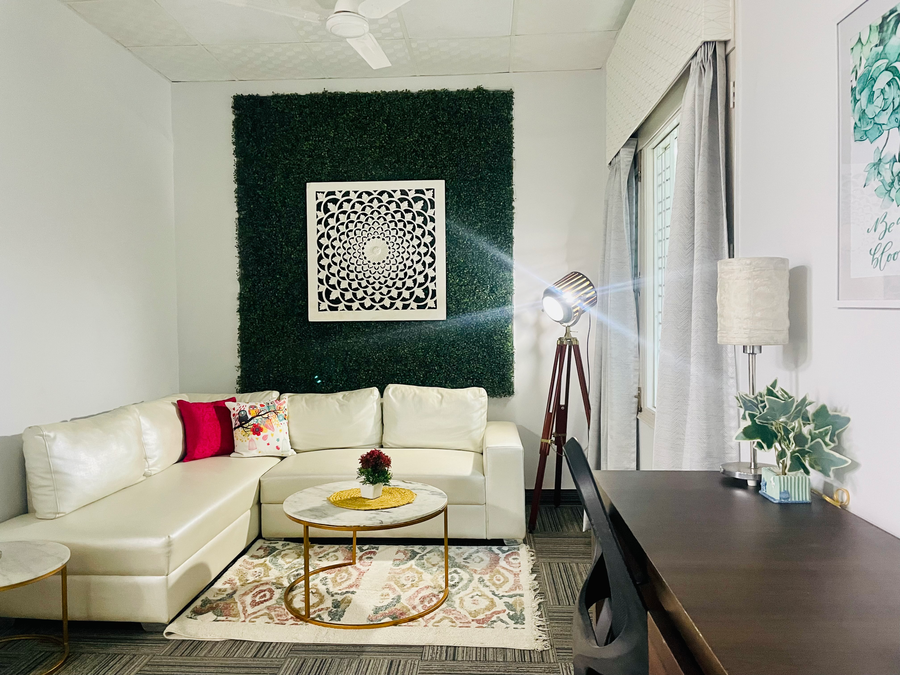 olive service apartment dlf galleria