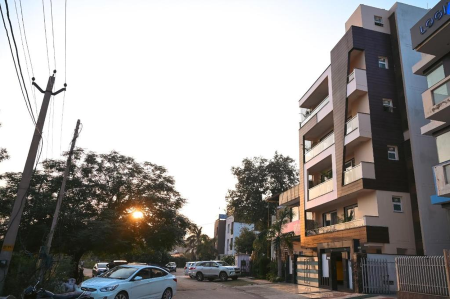 lime tree hotel golf course extension