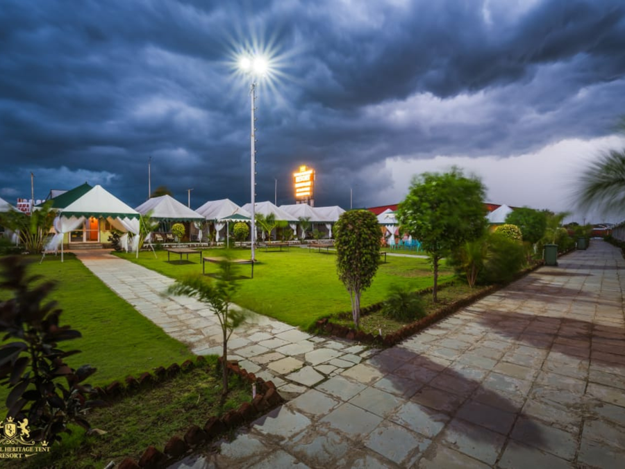 the royal heritage tent resort