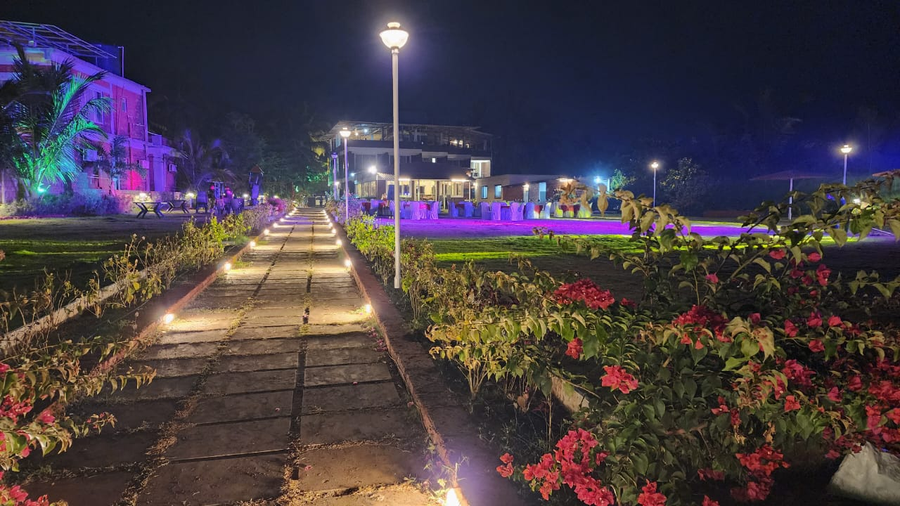 Coastal Bay Beach Resort,Harnai,3 star