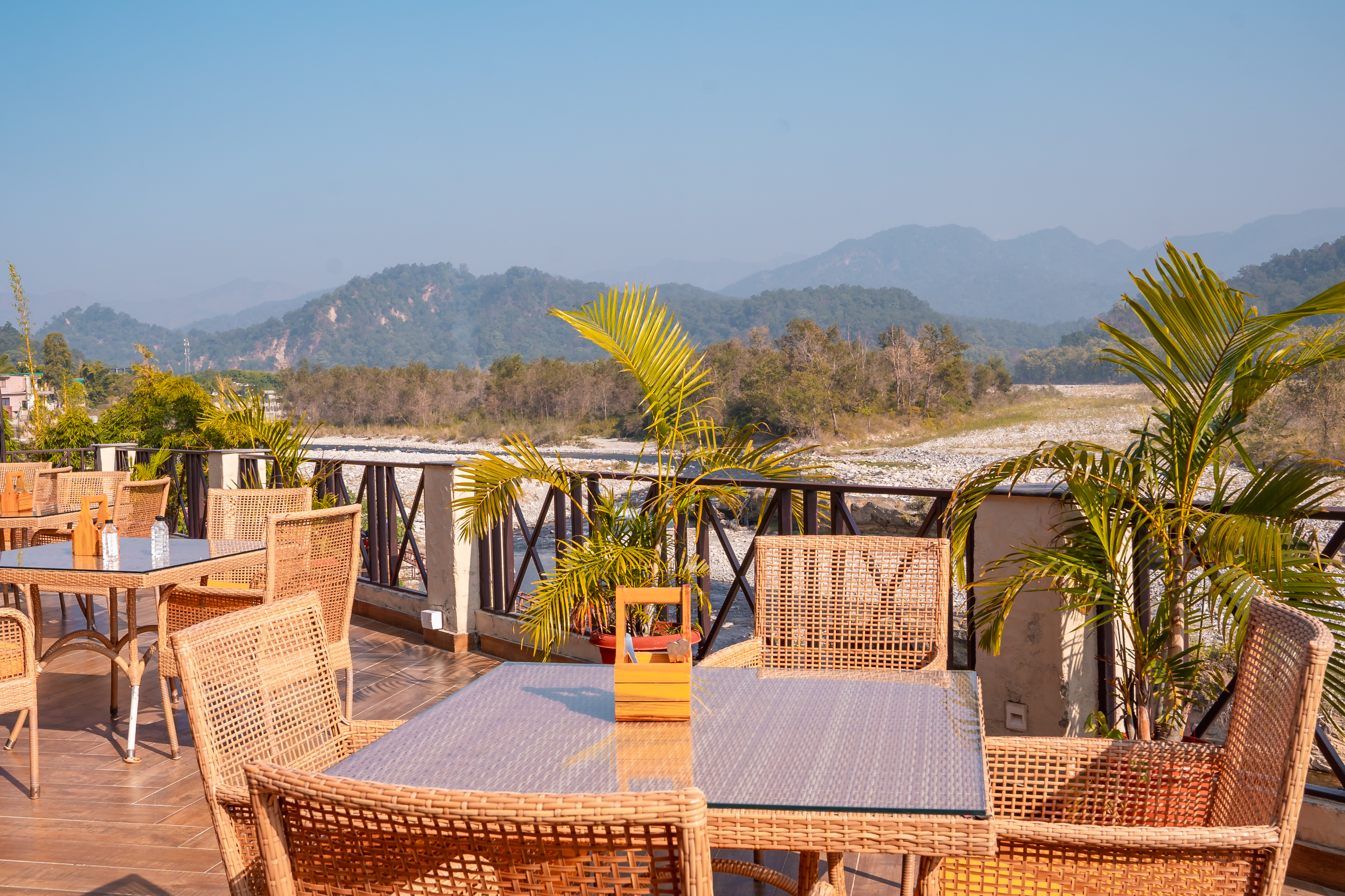 manu maharani resort