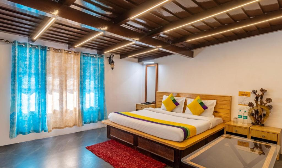 itsy hotels shri gv inn 600 mtrs from tiffin top