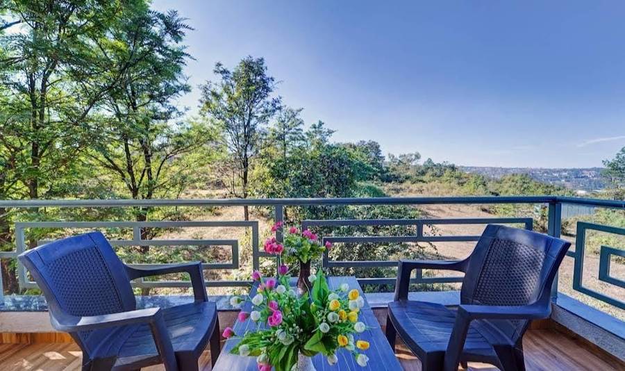 Breeze Mansion With Mountain View,,3 star