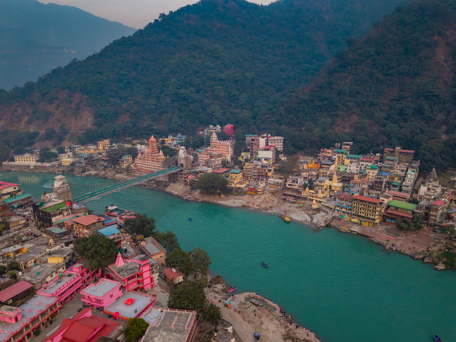 the hosteller rishikesh laxman jhula