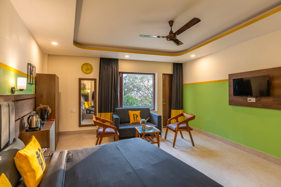 the hosteller rishikesh laxman jhula