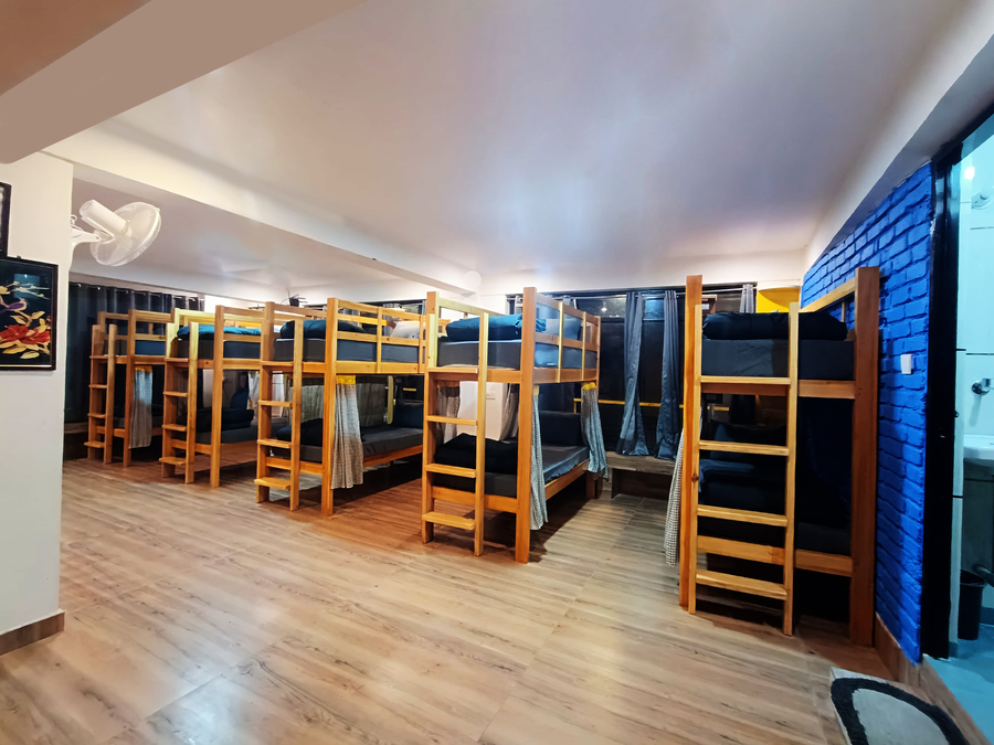 the hosteller mussoorie by the streamside kempty