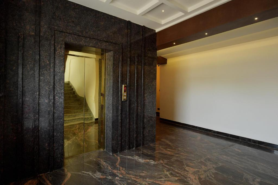 hotel nikhil regency