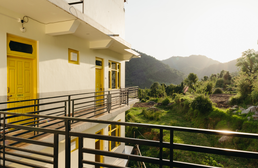the hosteller kareri
