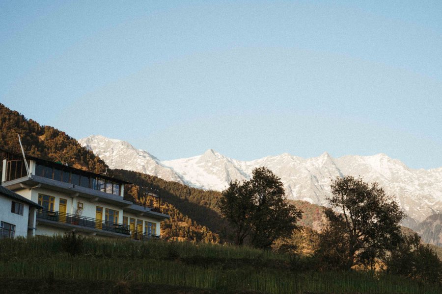 the hosteller kareri
