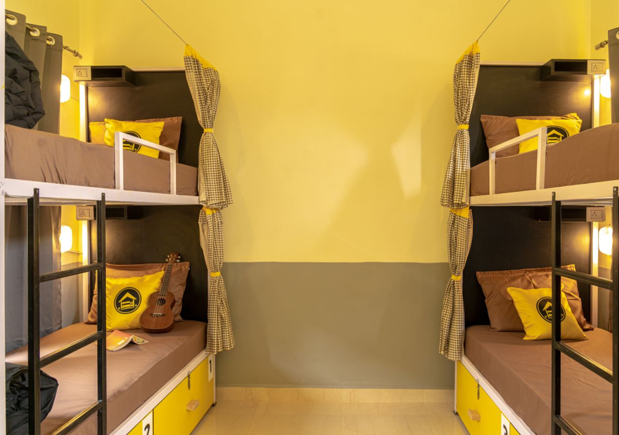 the hosteller kareri