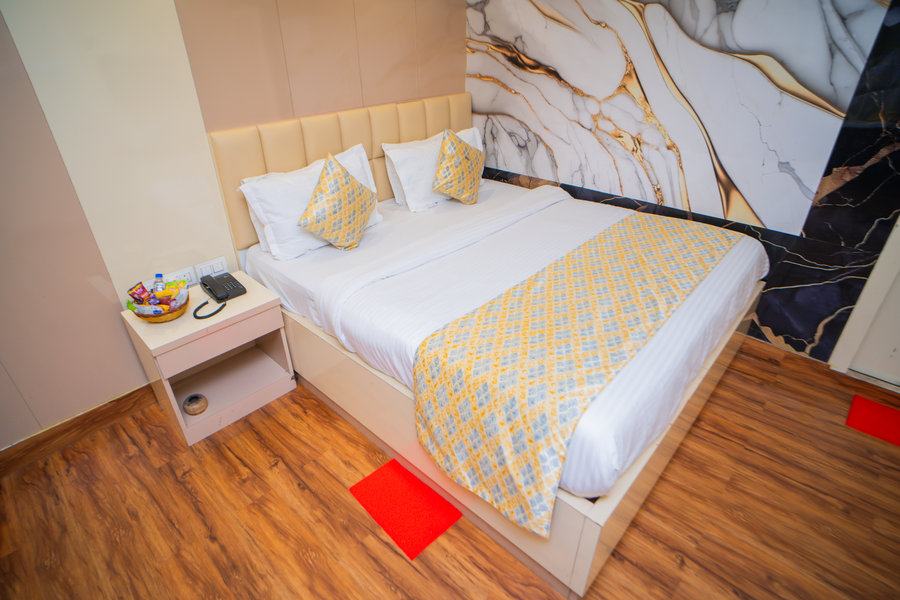 shree krishna hotels and resort 5 mins from kolkata international airport