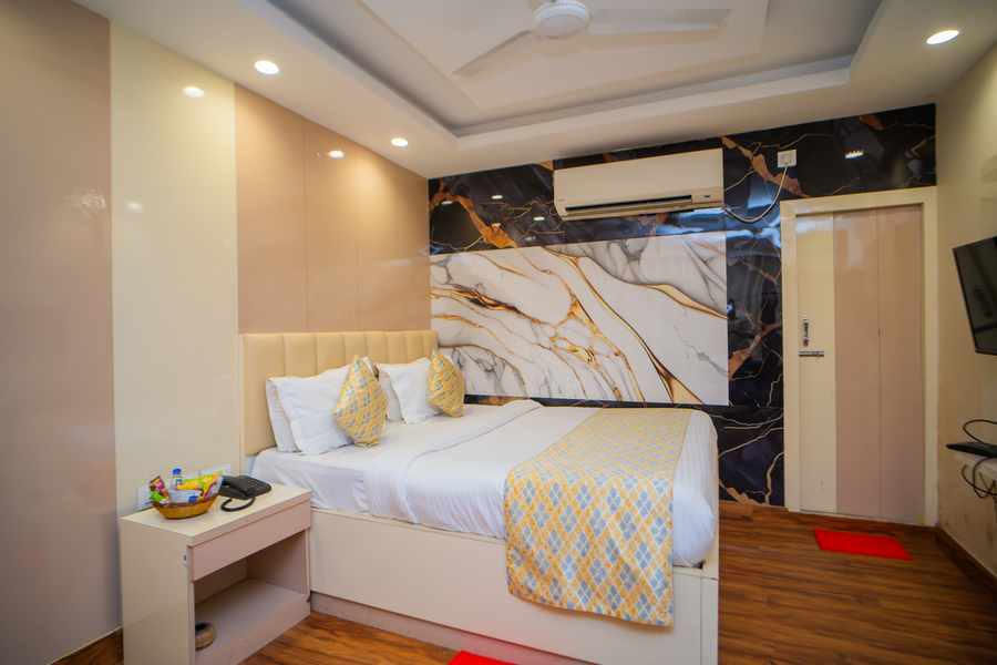 shree krishna hotels and resort 5 mins from kolkata international airport