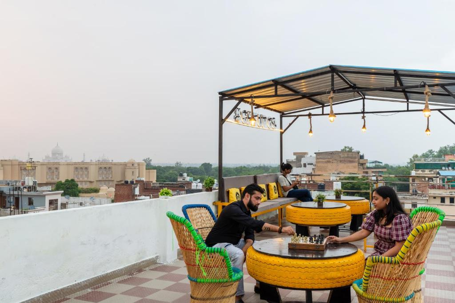 The Hosteller Agra,Taj Mahal Eastern Gate Parking, Opp Jalma Hospital, Amarlok Colony, Taj Nagari Phase 1, Agra, Uttar Pradesh 282001,3 star