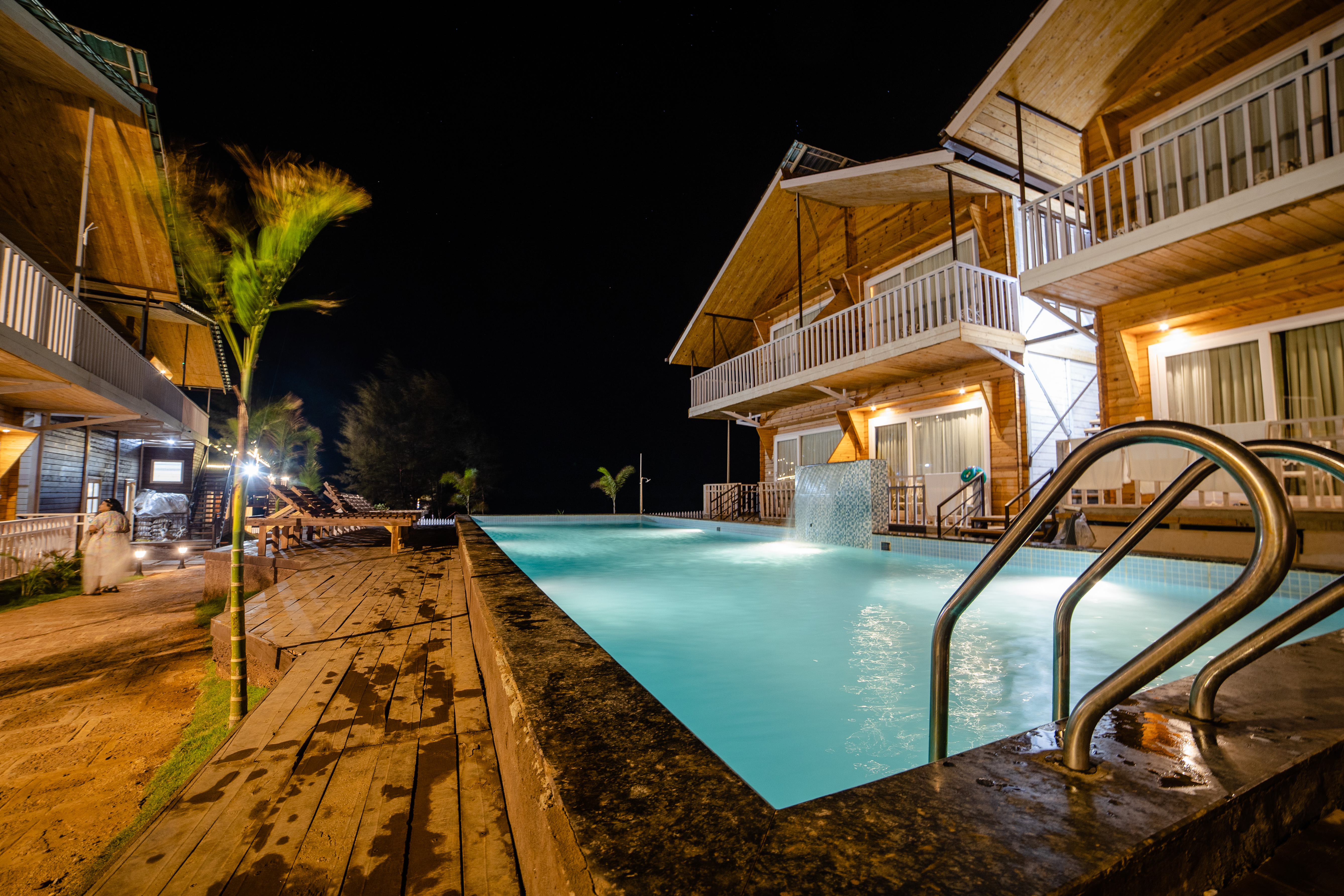 dallas beach resorts