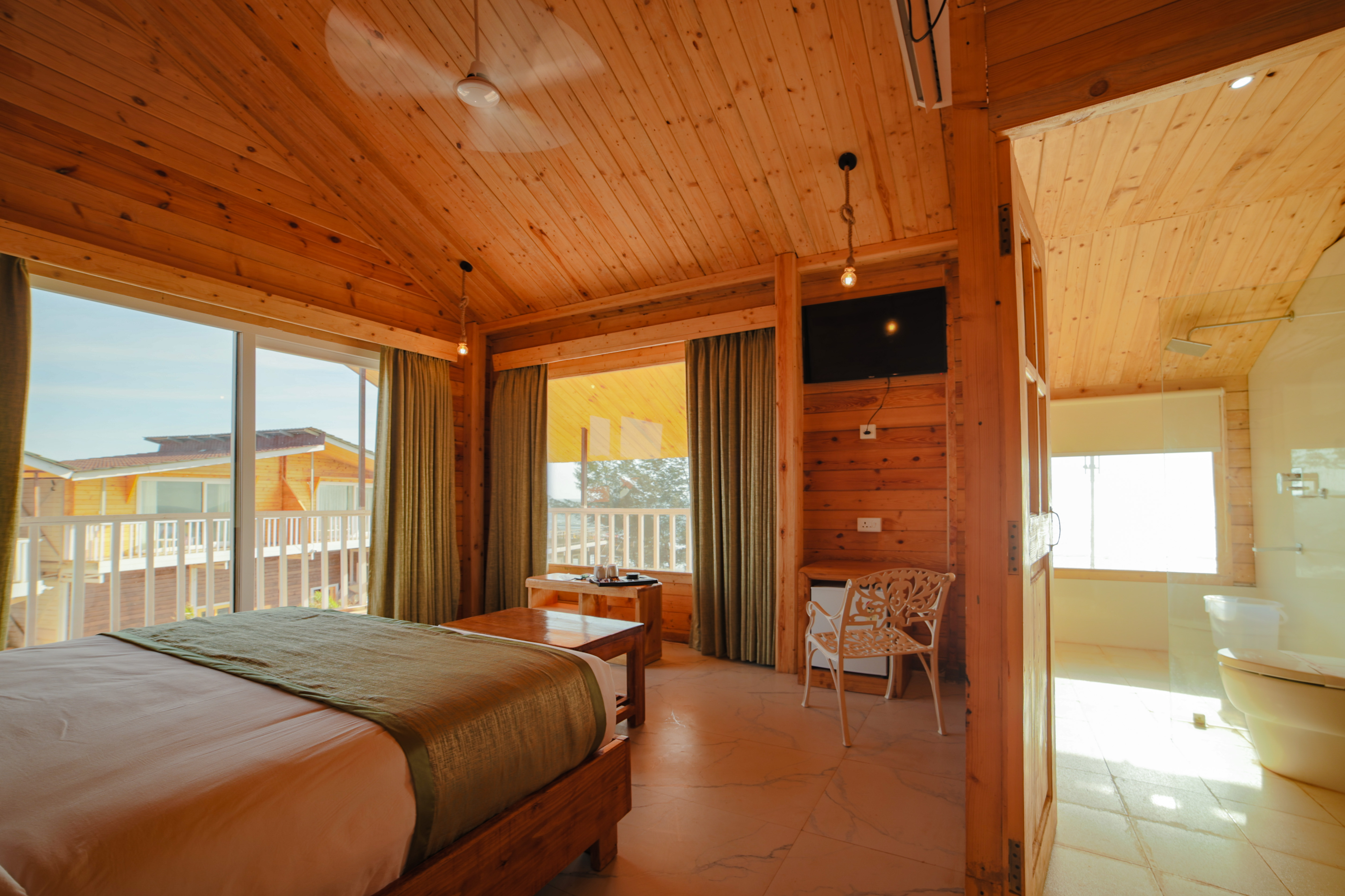 dallas beach resorts