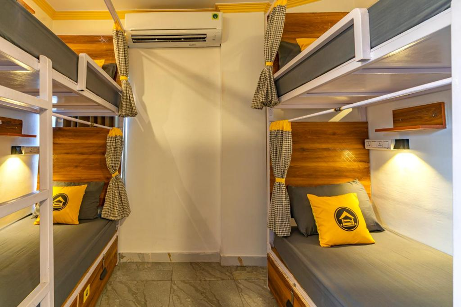 the hosteller rishikesh upper tapovan