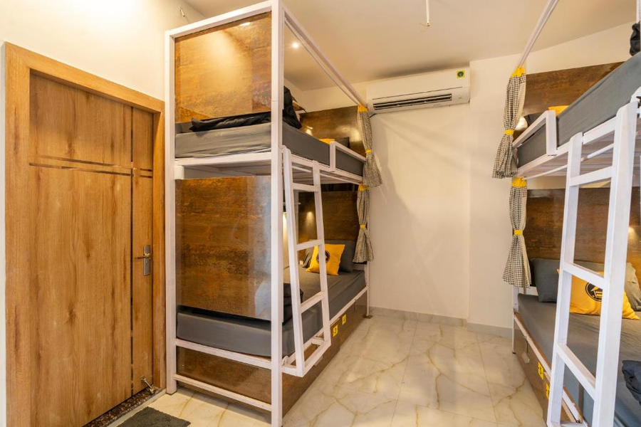 the hosteller rishikesh upper tapovan