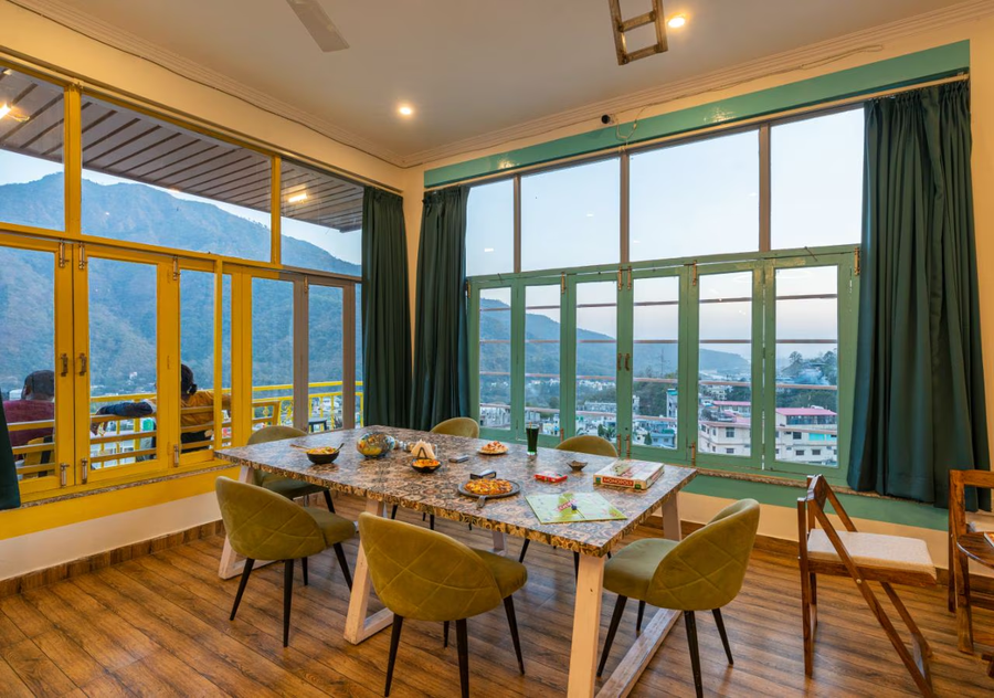 the hosteller rishikesh upper tapovan