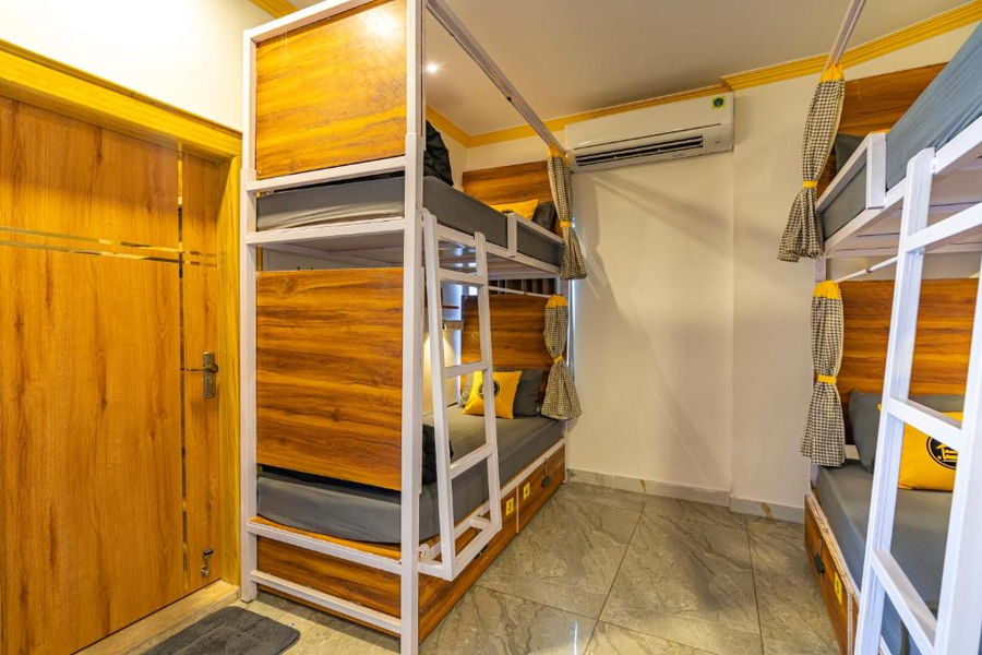 the hosteller rishikesh upper tapovan