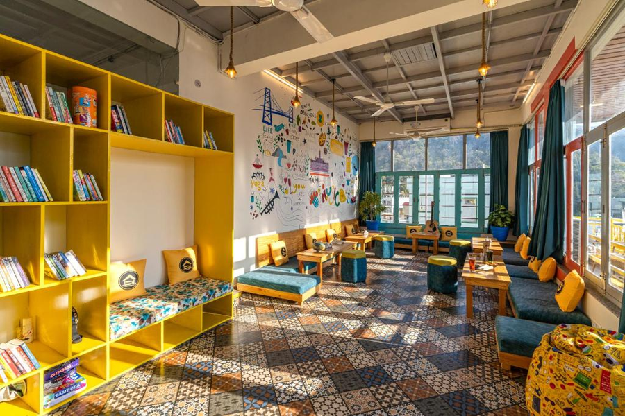 The Hosteller Rishikesh, Upper Tapovan,Mussoorie>>Dehradun,3 star
