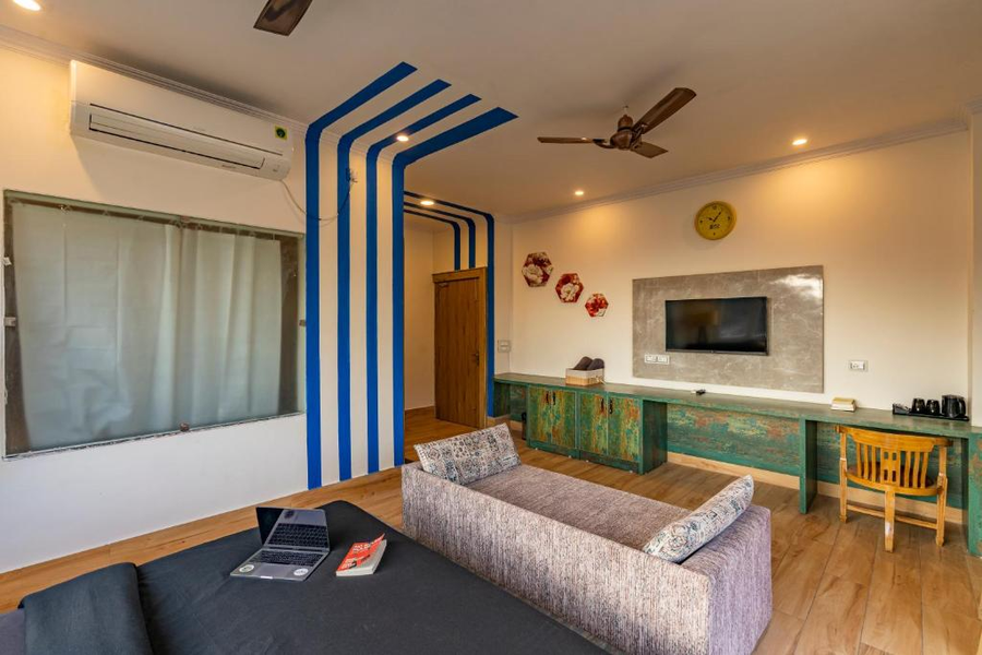 the hosteller rishikesh upper tapovan
