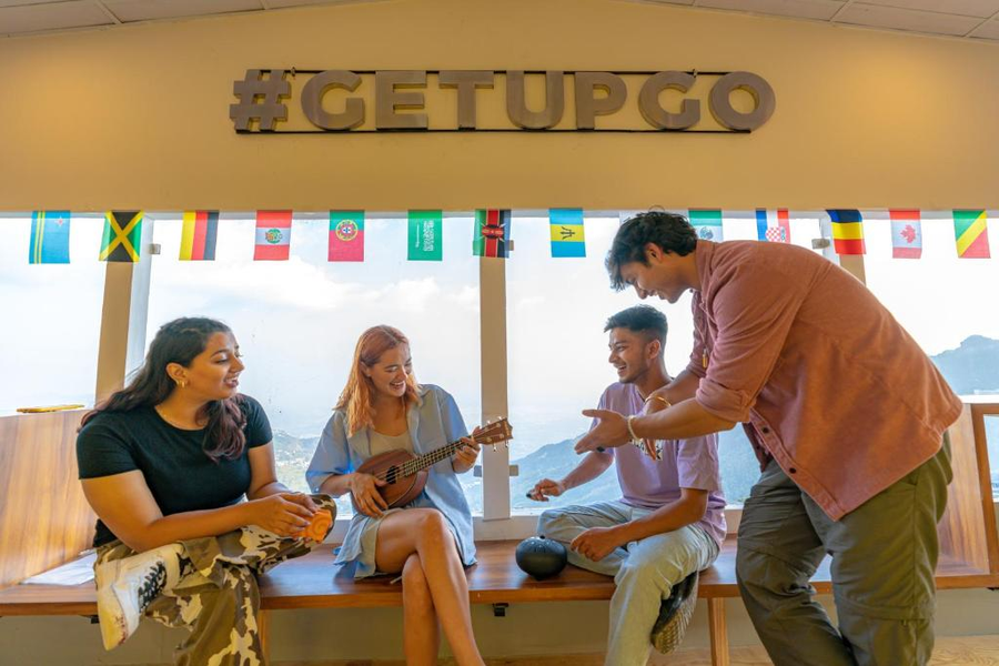 the hosteller mussoorie mall road