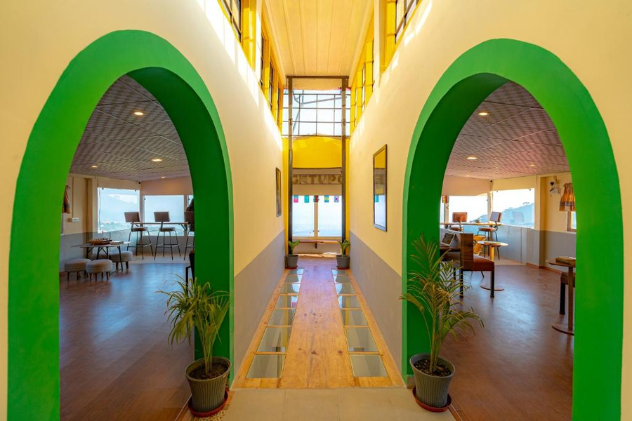 the hosteller mussoorie mall road